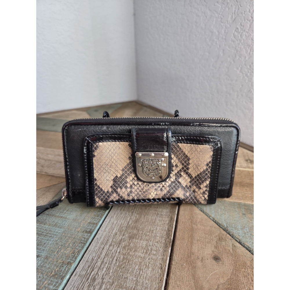 Brighton Black Patent Leather‎ Wallet Snake Skin Zip Around Silver